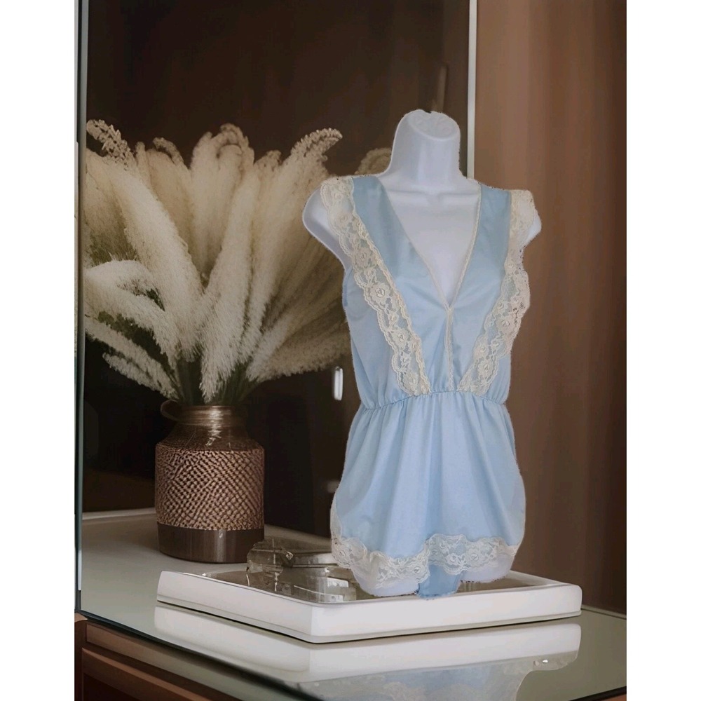 One Piece Teddy M Powder‎ Blue Lace Trim Boudoir Pin-Up Sexy Lingerie Vintage